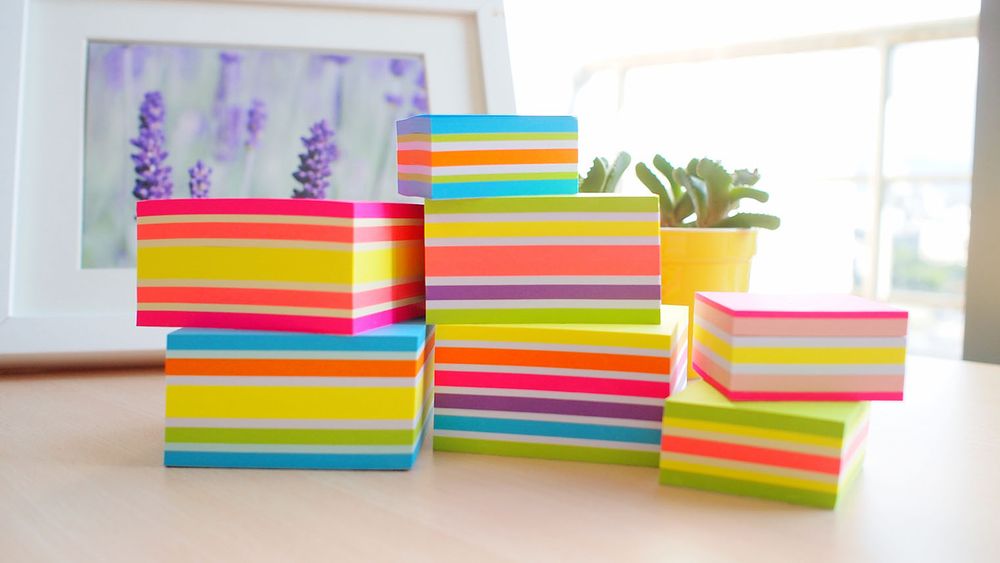 Блок самоклеящийся бумажный Stick’n 21538 76x76мм 400лист. 70г/м2 неон+пастель 6цв.в упак.