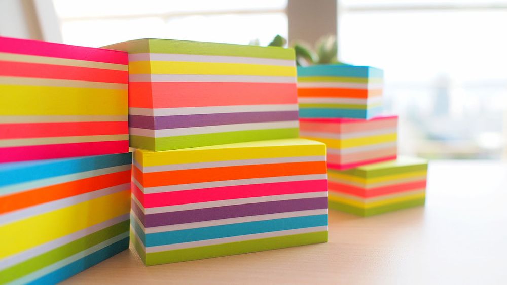 Блок самоклеящийся бумажный Stick’n 21538 76x76мм 400лист. 70г/м2 неон+пастель 6цв.в упак.