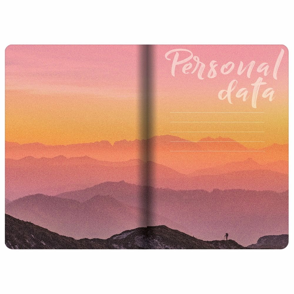 Тетрадь 40 л. в клетку обложка SoftTouch, бежевая бумага 70 г/м2, сшивка, А5 (147х210 мм), ENJOY THE MOMENT, BRAUBERG