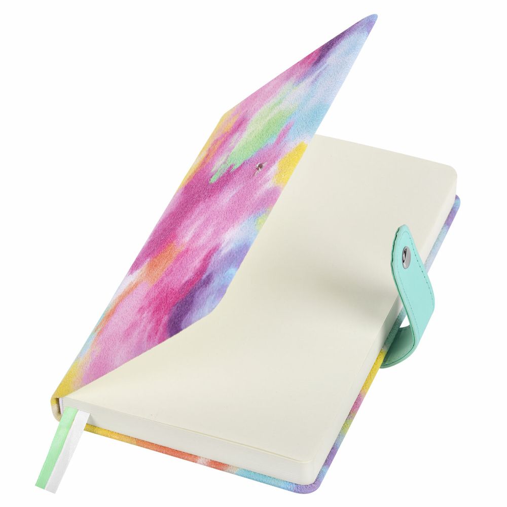 Ежедневник недатированный А5 138х213 мм BRAUBERG "Nebula", под кожу, застежка, 160 л., зелёный микс