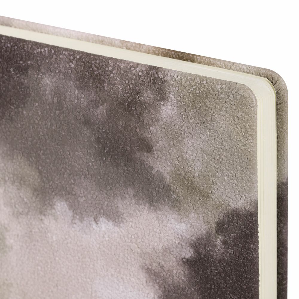 Ежедневник недатированный А5 138х213 мм BRAUBERG "Nebula", под кожу, застежка, 160 л., коричневый