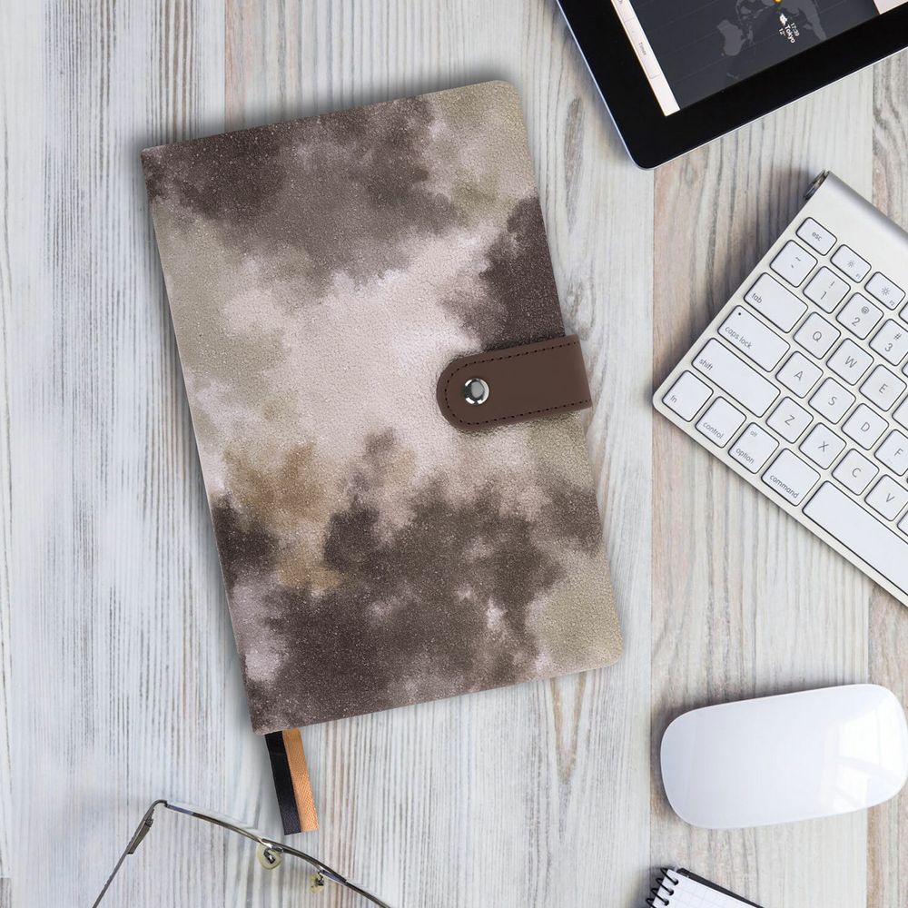 Ежедневник недатированный А5 138х213 мм BRAUBERG "Nebula", под кожу, застежка, 160 л., коричневый