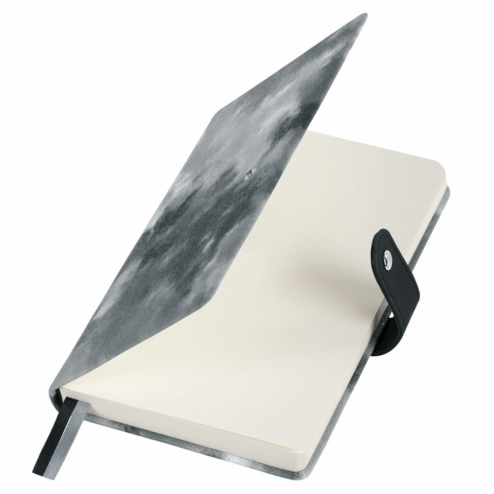 Ежедневник недатированный А5 138х213 мм BRAUBERG 