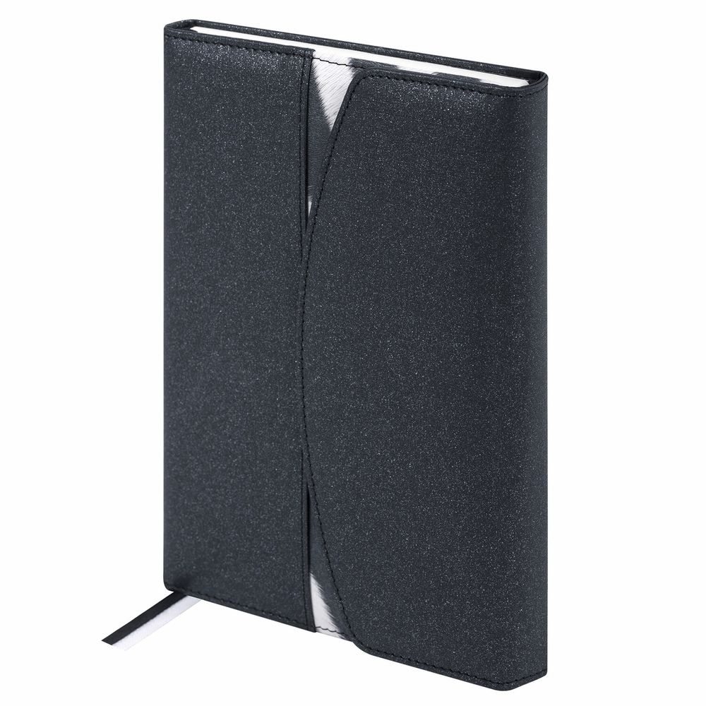 Ежедневник недатированный А5 155х213 мм BRAUBERG "Wild", под кожу, магнит, 160 л., ZEBRA, черный