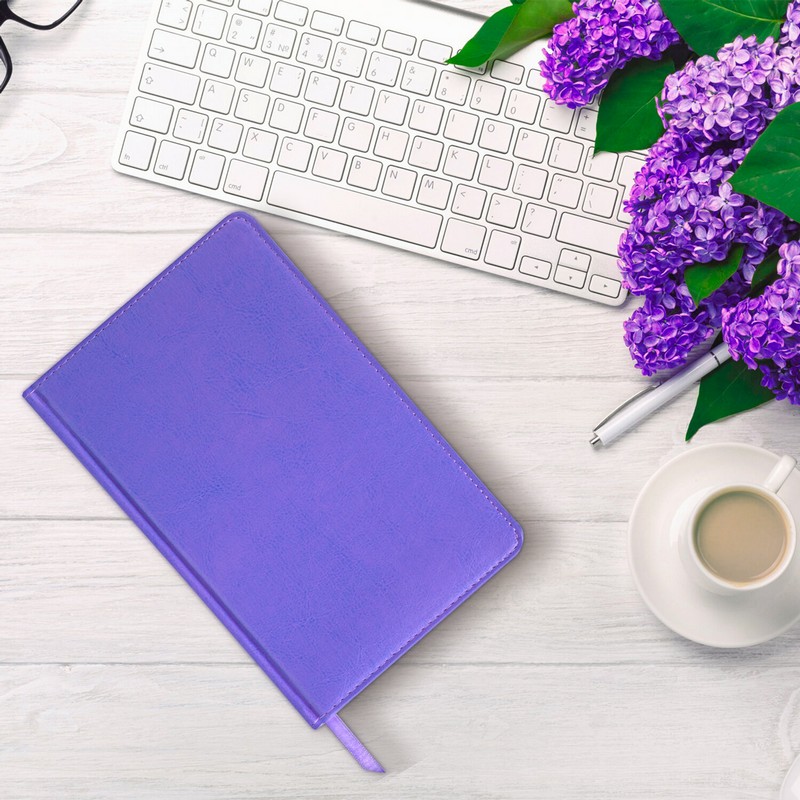 Ежедневник недатированный А5 138х213 мм BRAUBERG "Imperial" под кожу, 160 л., фиолетовый