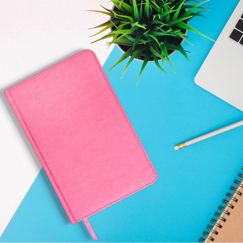 Ежедневник недатированный А5 138х213 мм BRAUBERG "Imperial" под кожу, 160 л., розовый