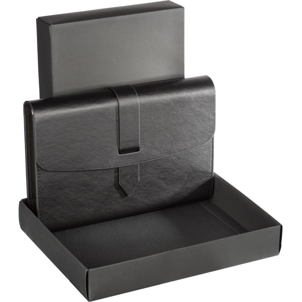 Ежедневник недатированный А5 175x235 мм Senate черный 272 стр.