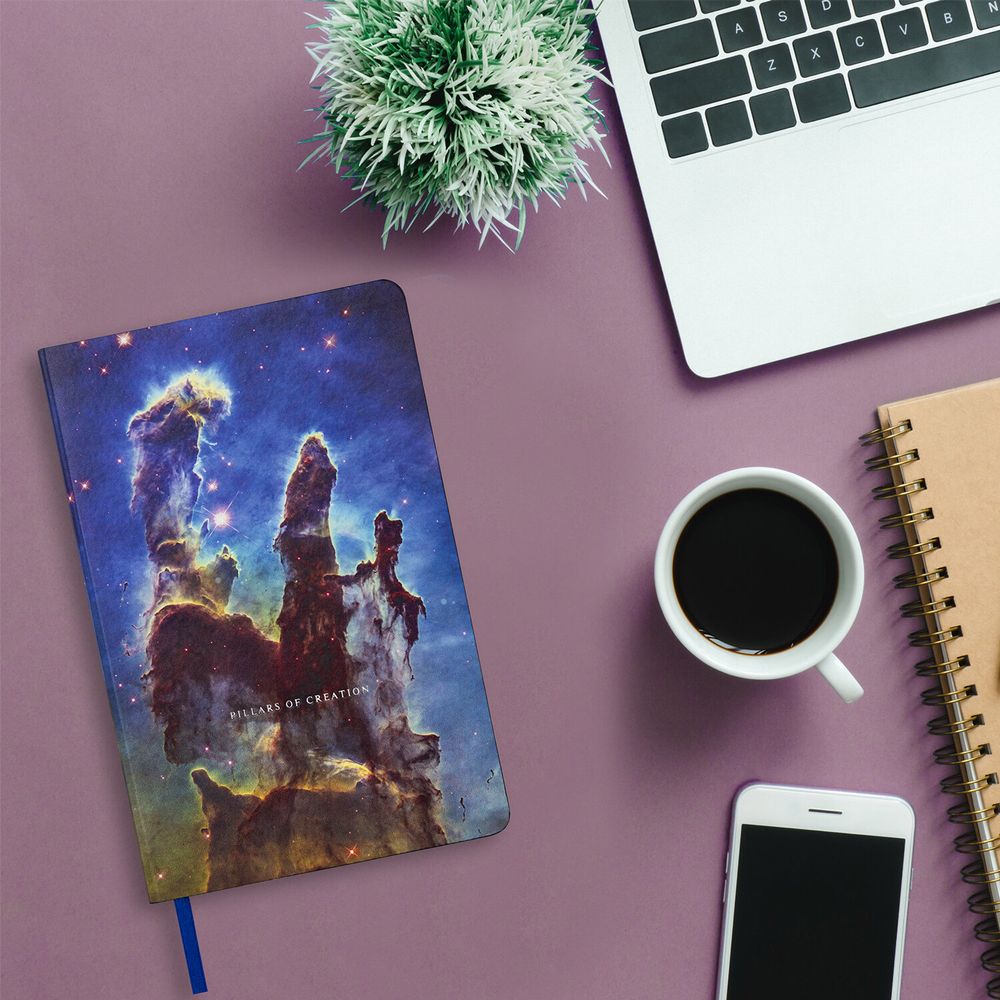 Ежедневник недатированный А5 (138х213 мм), BRAUBERG VISTA, под кожу, гибкий, 136 л., "SpaceX"