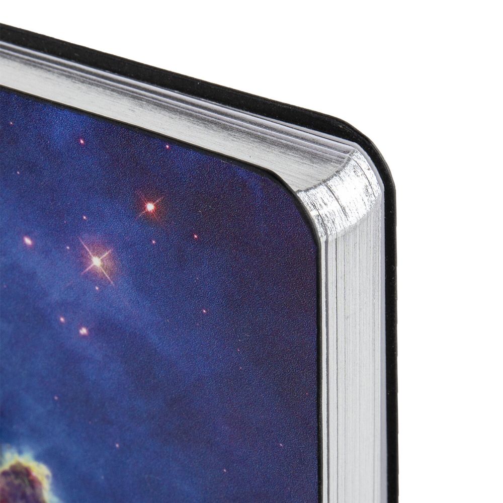 Ежедневник недатированный А5 (138х213 мм), BRAUBERG VISTA, под кожу, гибкий, 136 л., "SpaceX"