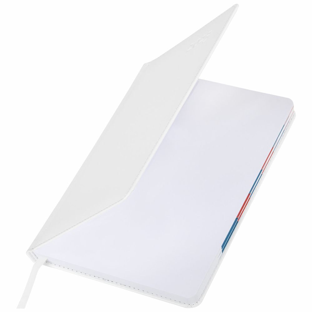 Белый в швейцарии фото. Эко-отель whitepod. Whitepod hotel швейцария. Дэйна уайт с женой. А 101 отделка вайт бокс.