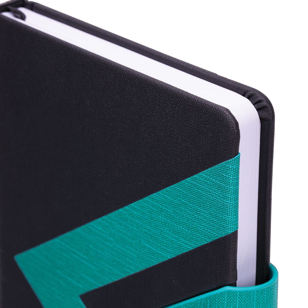 Ежедневник недатированный А5 138x213 мм BRAUBERG "Waves", под кожу, застежка, 160 л., черный/бирюзовый