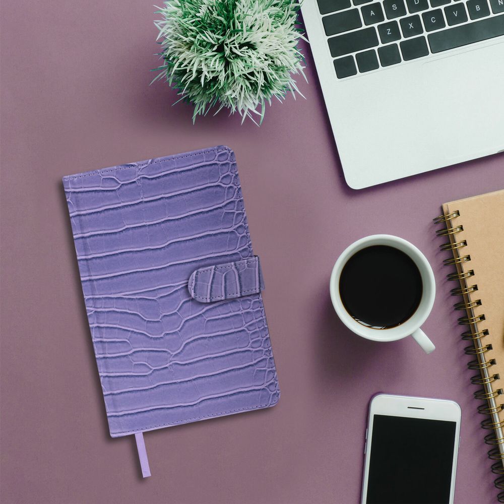 Еженедельник недатированный А5 145х215 мм, BRAUBERG "Party", под кожу, 64 л., сиреневый