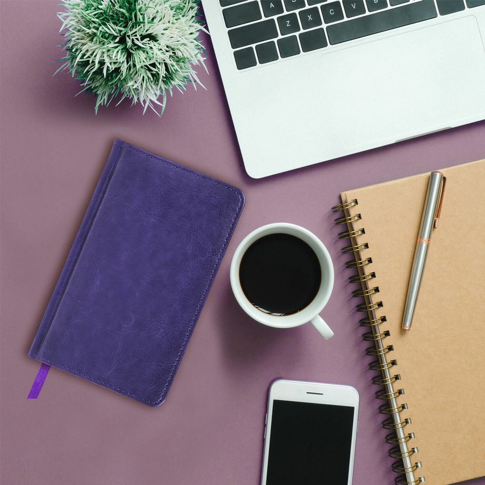 Еженедельник недатированный МАЛЫЙ ФОРМАТ 95х155 мм А6, BRAUBERG "Rainbow" под кожу, 64 л., сиреневый