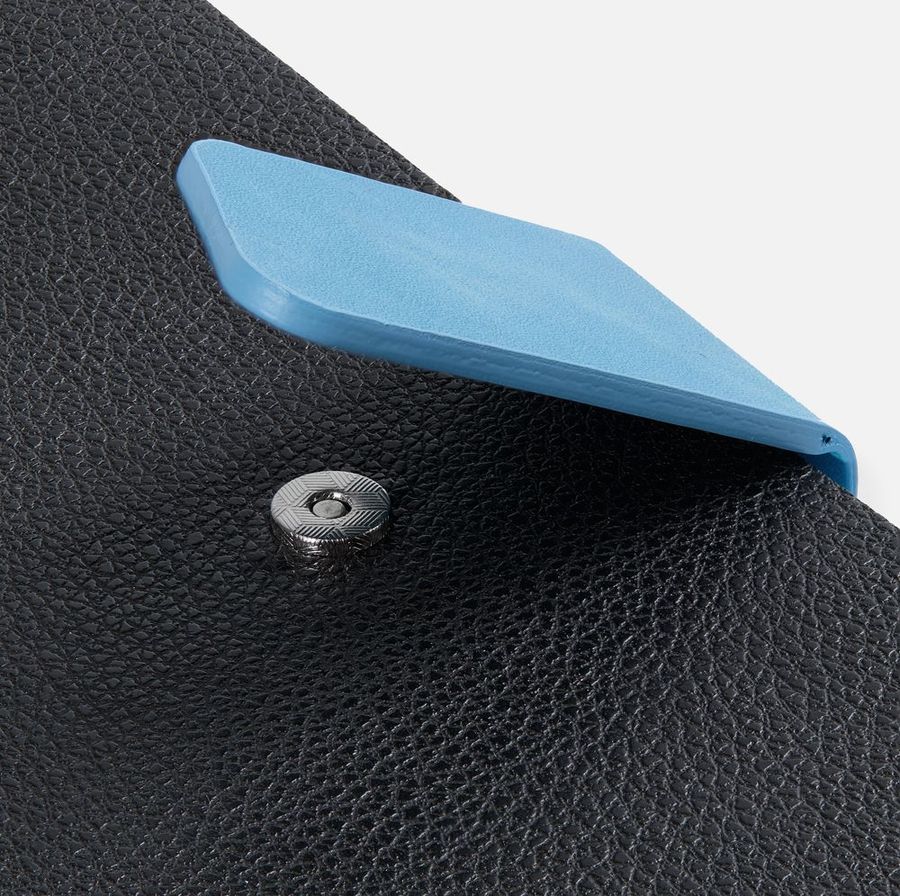 Ежедневник Boom недатированный черный с голубым