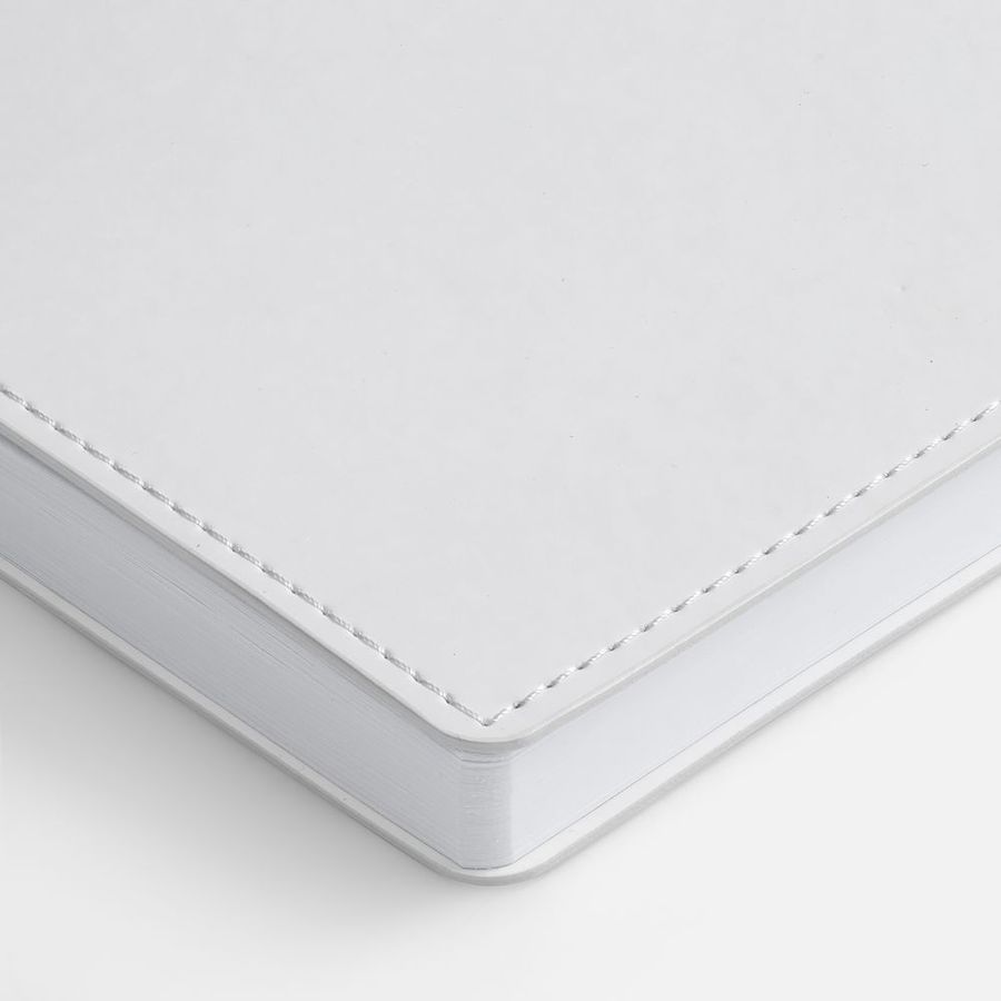 Ежедневник Tact недатированный белый