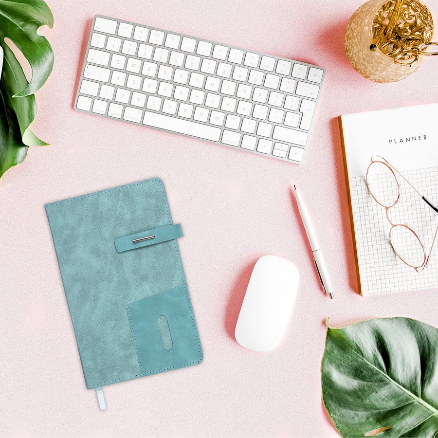 Ежедневник недатированный А5 138х213мм BRAUBERG "Cowboy", под кожу, застежка 160л, голубой