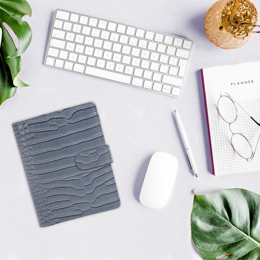 Ежедневник-органайзер недатированный B6 150x190мм BRAUBERG "Comodo", под кожу, 160л, серый