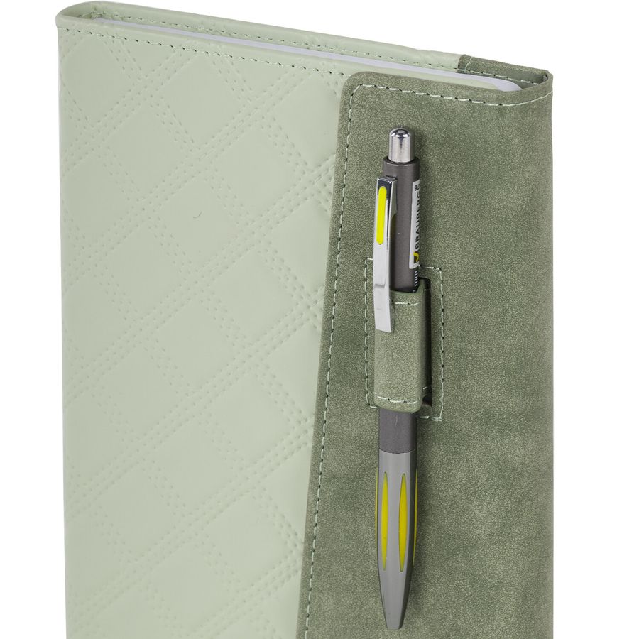 Ежедневник недатированный А5 145х215 мм, BRAUBERG "Stitch", под кожу, магнит, 160 л., оливковый