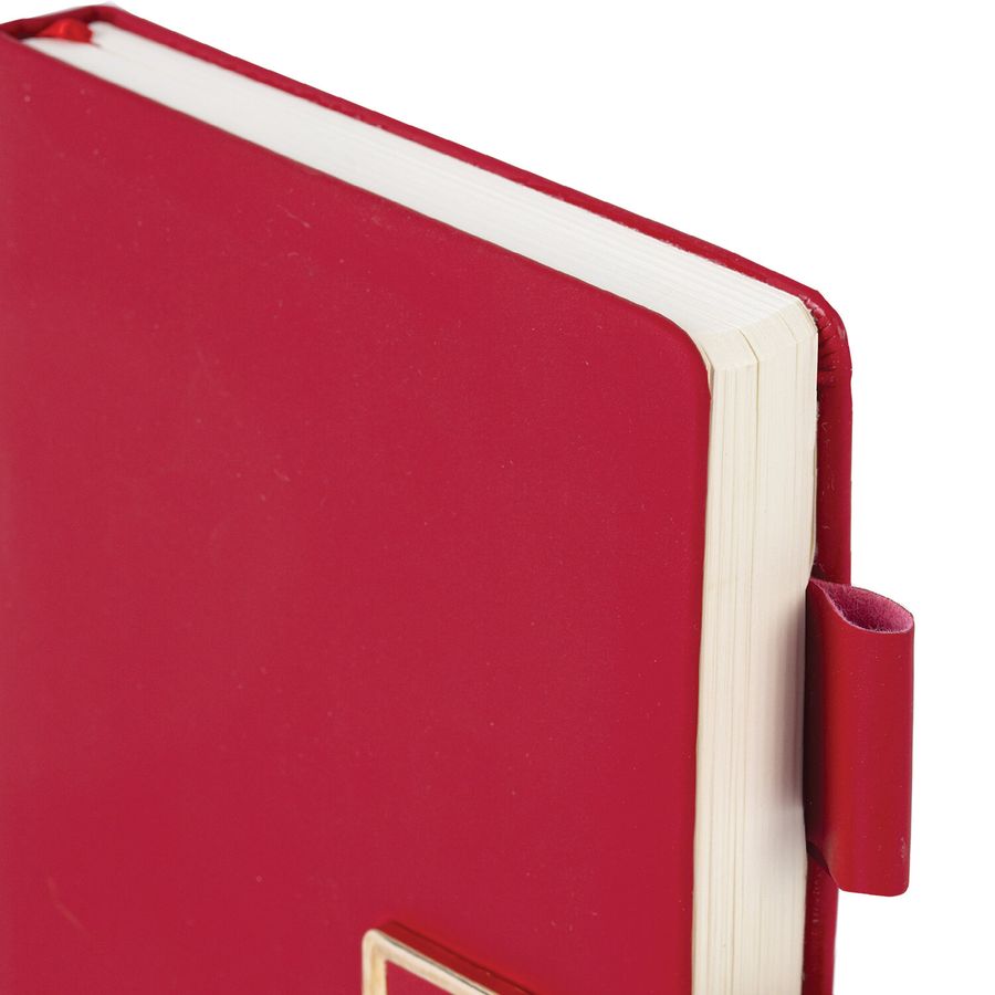 Ежедневник недатированный А5 143х210мм BRAUBERG Deluxe, под кожу, магнит 160л, красный