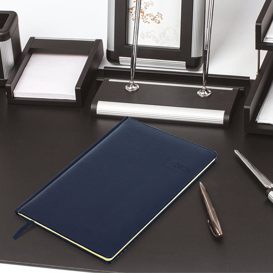 Еженедельник датированный 2026, БОЛЬШОЙ ФОРМАТ 210х297 мм, А4, BRAUBERG