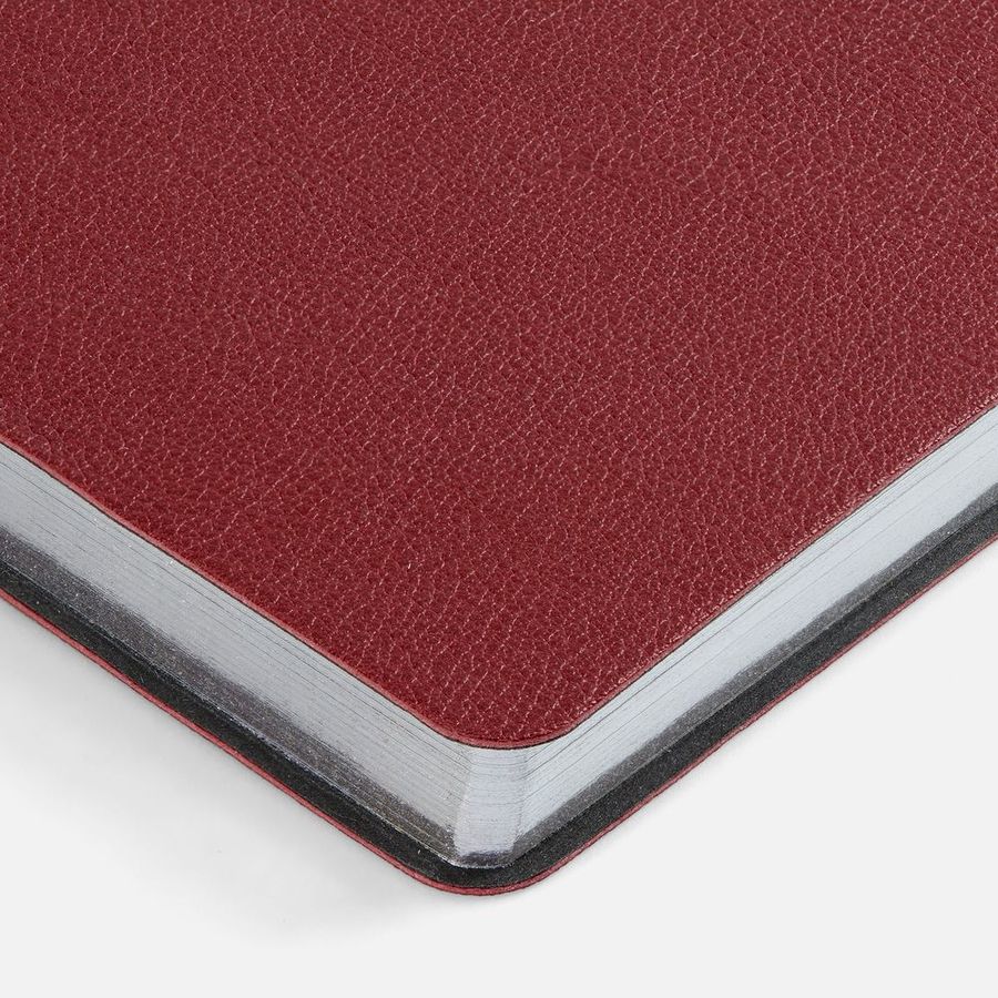 Ежедневник Petrus недатированный красный