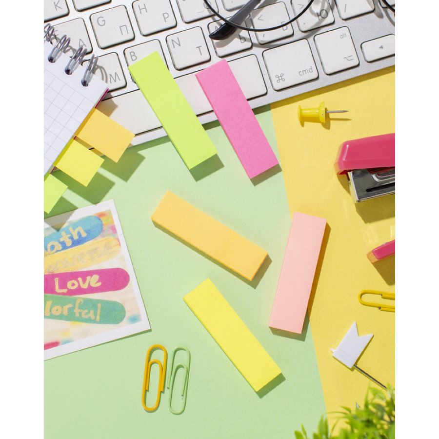 Набор самоклеящихся закладок из бумаги Attache, 14*50, 5цв*50л 
