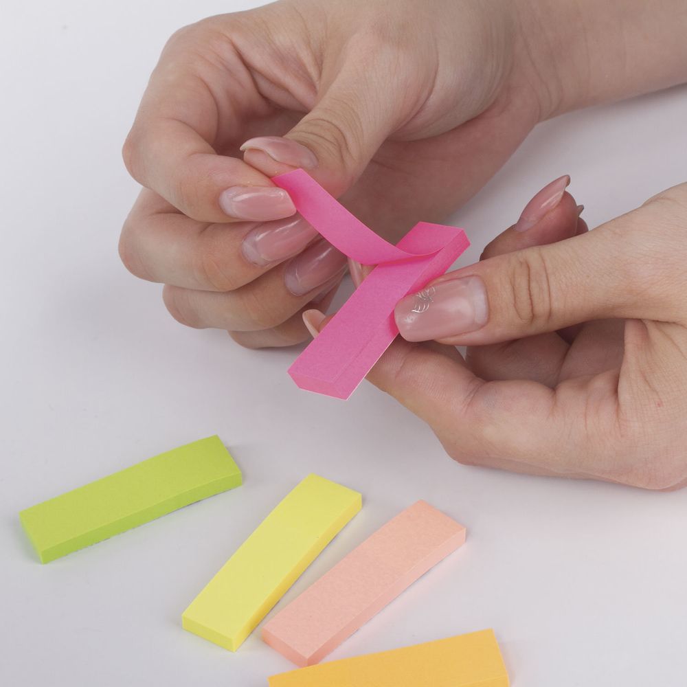 Закладки клейкие неоновые BRAUBERG бумажные, 50х14 мм, 250 штук (5 цветов х 50 листов), европодвес