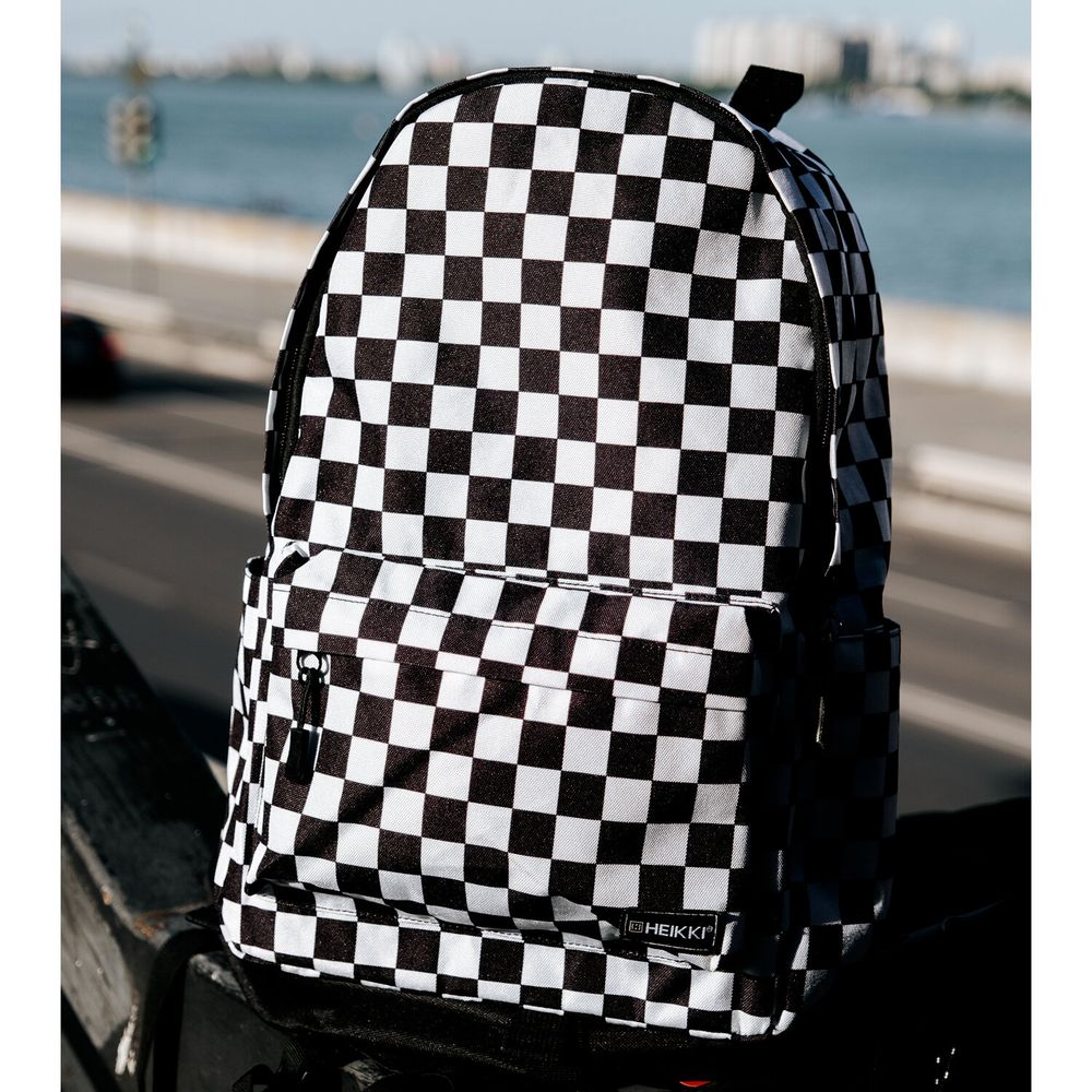 Рюкзак HEIKKI POSITIVE (ХЕЙКИ) универсальный, карман-антивор, Black and White, 42х28х14 см