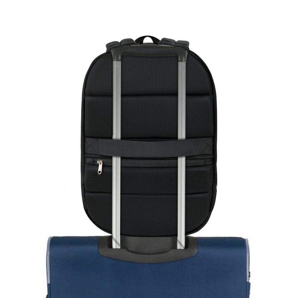 Рюкзак BRAUBERG FUNCTIONAL с отделением для ноутбука, 2 отделения, карман-антивор, Safe, 44х30х20 см