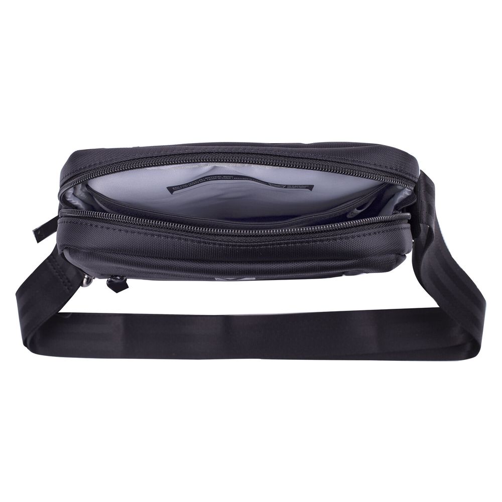 Сумка на плечо BRAUBERG COMPACT с отделением для планшета 9,7'', 2 кармана, черная, 26,5x22x5,5 см