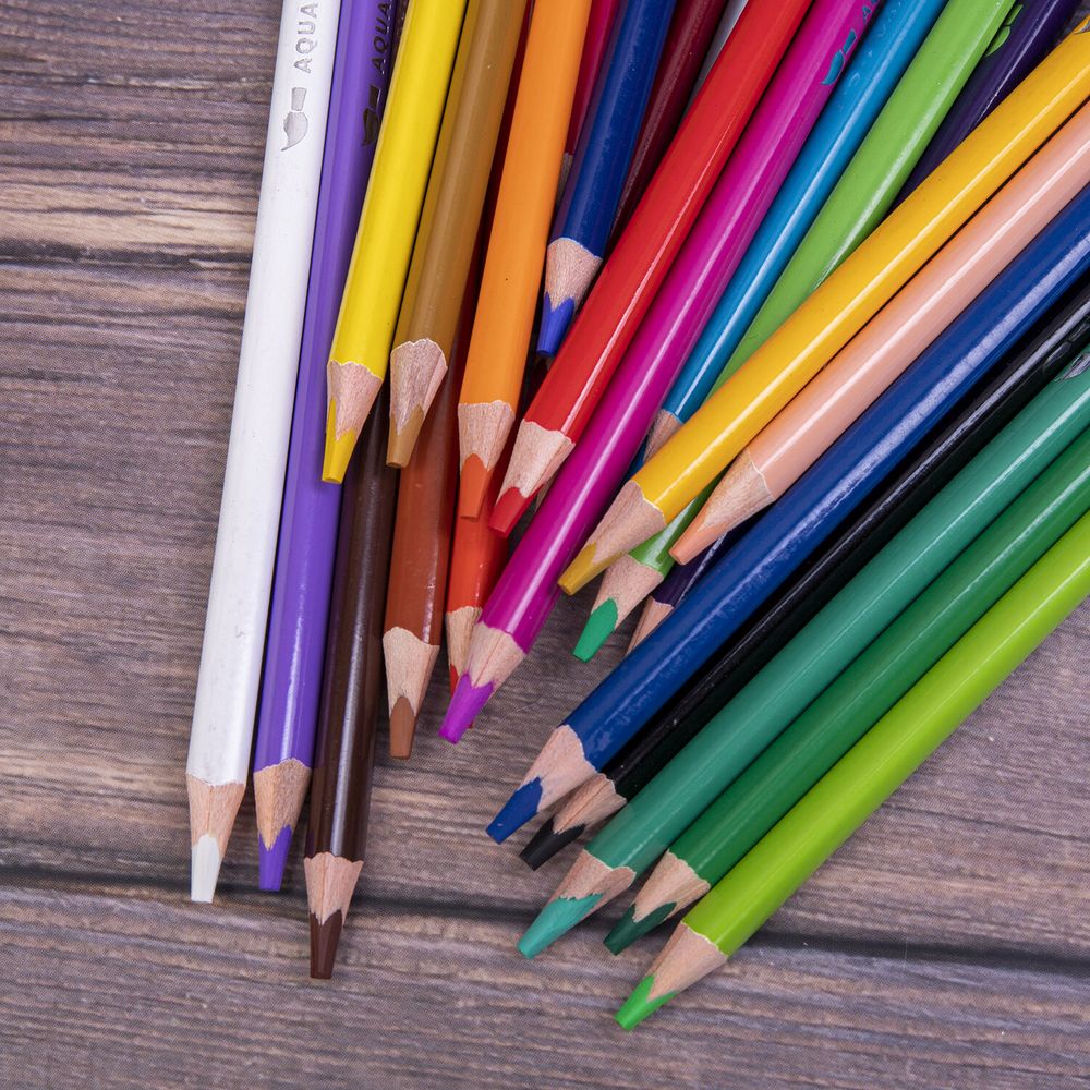 Карандаши цветные акварельные BRAUBERG PREMIUM AQUARELLE, 24 цвета, трехгранные, утолщенный грифель 4 мм, натуральное дерево