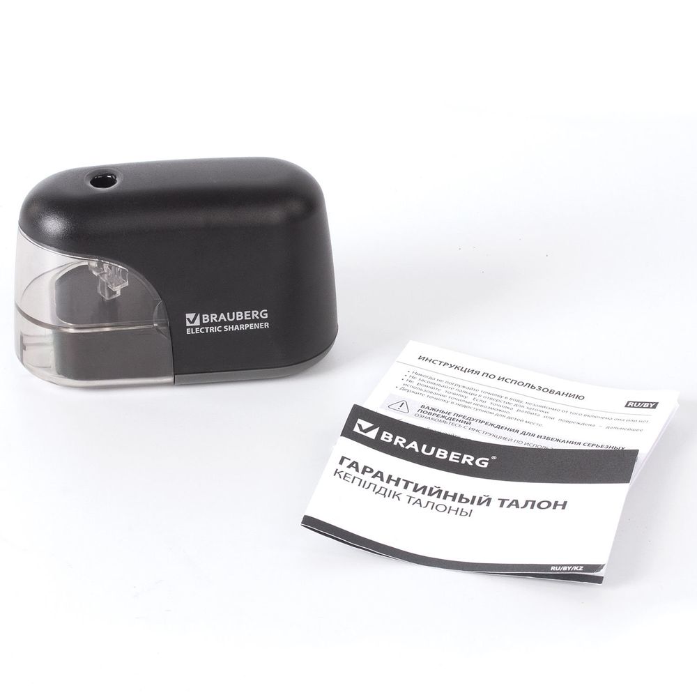 Точилка электрическая BRAUBERG "Black Jack", питание от 4 батареек АА, дополнительное сменное лезвие