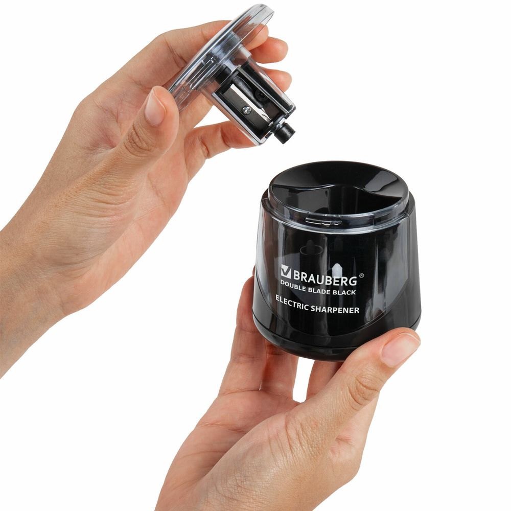 Точилка электрическая BRAUBERG DOUBLE BLADE BLACK, двойное лезвие, питание от 2 батареек АА