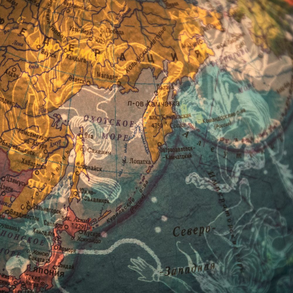 Глобус политический / звездного неба GLOBEN, 25 см, с подсветкой