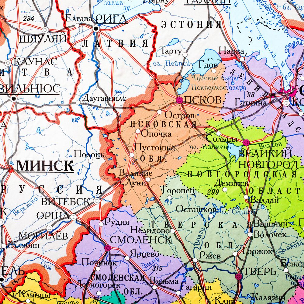 Карта России политико-административная 157х107см, 1:5,5М, в тубусе, интерактивная, BRAUBERG