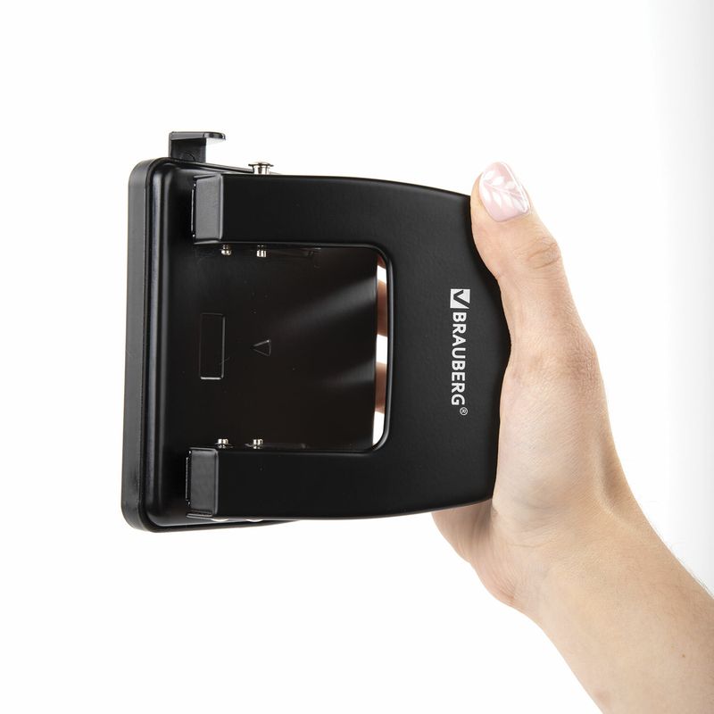 Дырокол металлический BRAUBERG