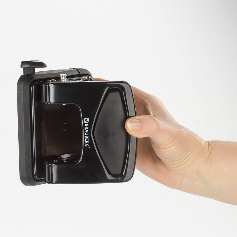 Дырокол металлический BRAUBERG "PN-150M", до 35 листов, черный