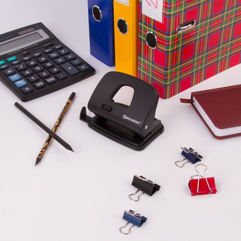 Дырокол BRAUBERG "SX-20", до 20 листов, черный