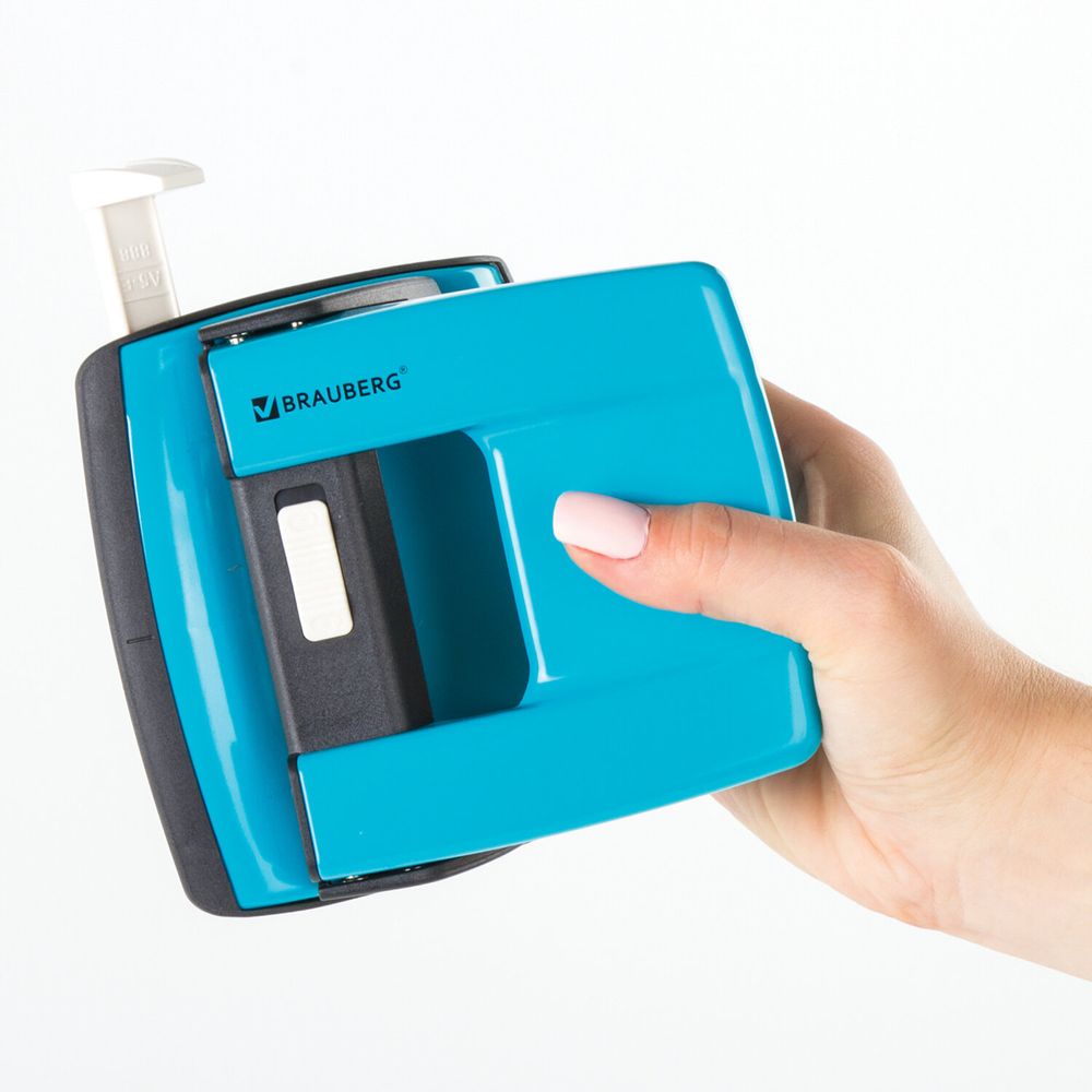 Дырокол металлический BRAUBERG