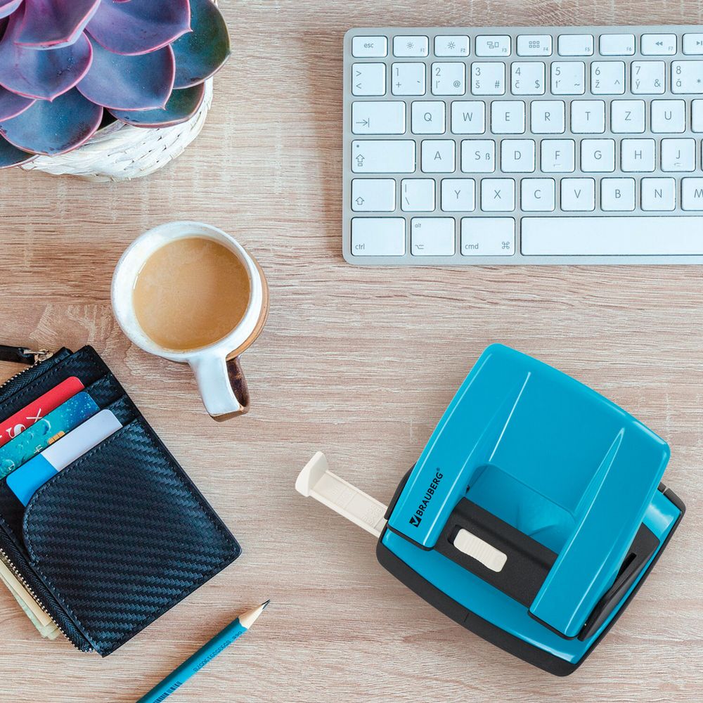 Дырокол металлический BRAUBERG