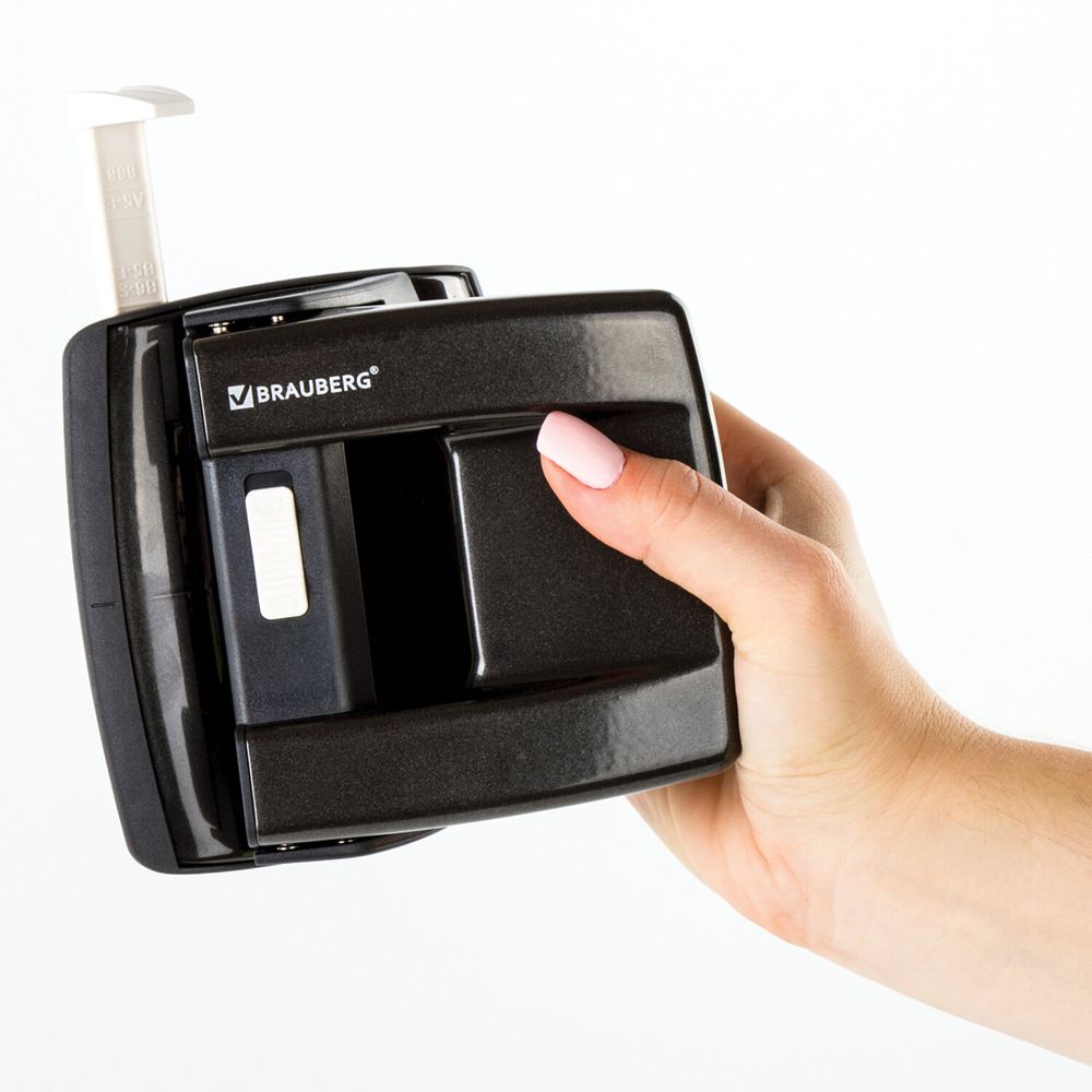 Дырокол металлический BRAUBERG "ULTRA", до 20 листов, черный