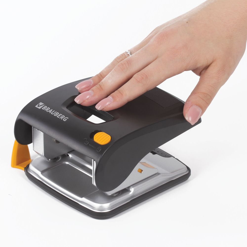 Дырокол ЭНЕРГОСБЕРЕГАЮЩИЙ BRAUBERG "Easy Press", до 30 листов, БЕЗ УСИЛИЙ