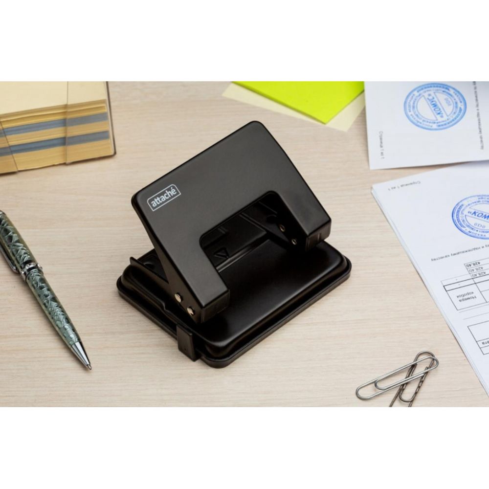 Дырокол 16 листов Attache WD204, черный