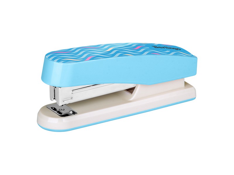 Степлер №24/6, 26/6 Berlingo "Silk Touch", до 20л., пластиковый корпус, голубой