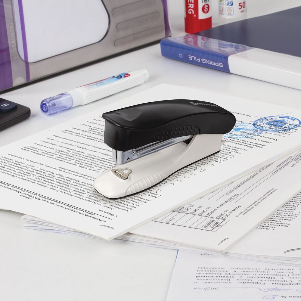 Степлер №10 BRAUBERG "METROPOLIS", до 20 листов, с антистеплером, черный