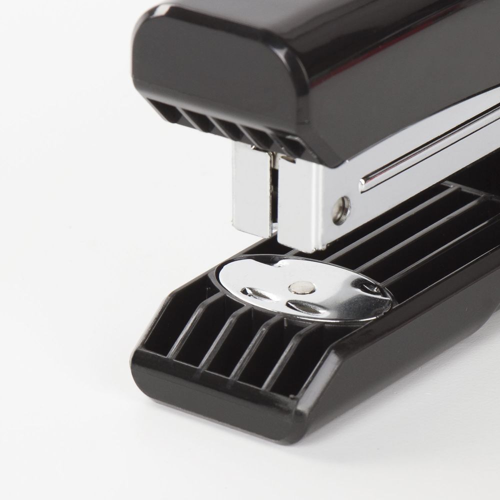 Степлер №24/6, 26/6 BRAUBERG "Black Jack", до 20 листов, антистеплер, черный