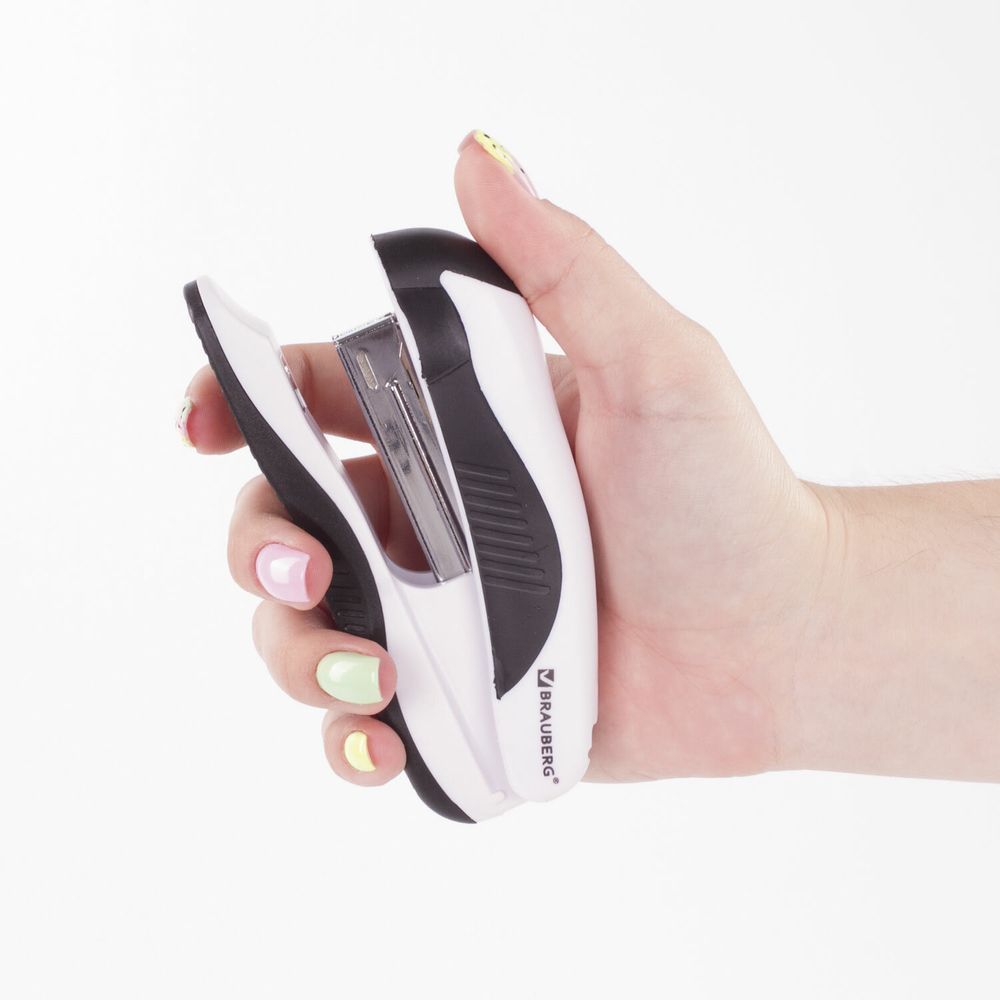 Степлер №24/6, 26/6 BRAUBERG "JET PRO", до 25 листов, эргономичный, бело-черный