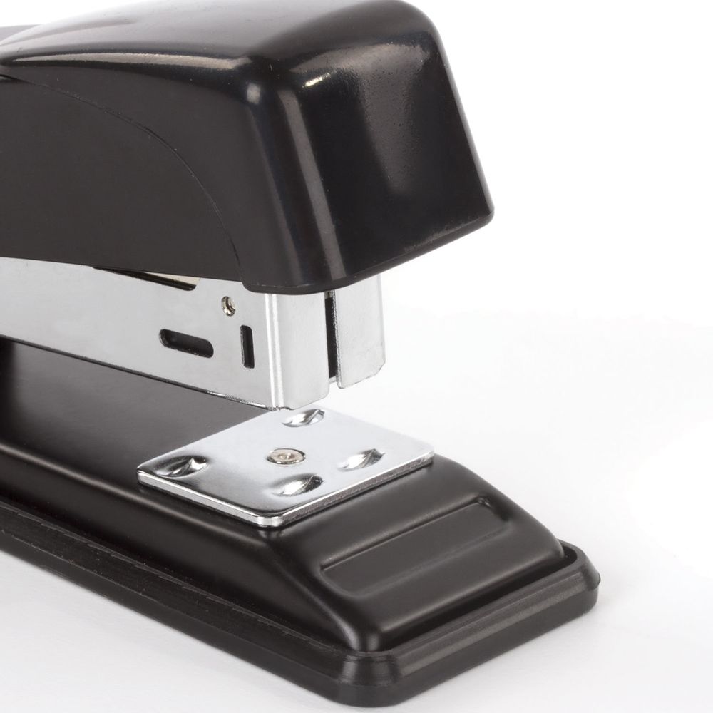 Степлер №24/6, 26/6 металлический BRAUBERG "Office", до 20 листов, черный