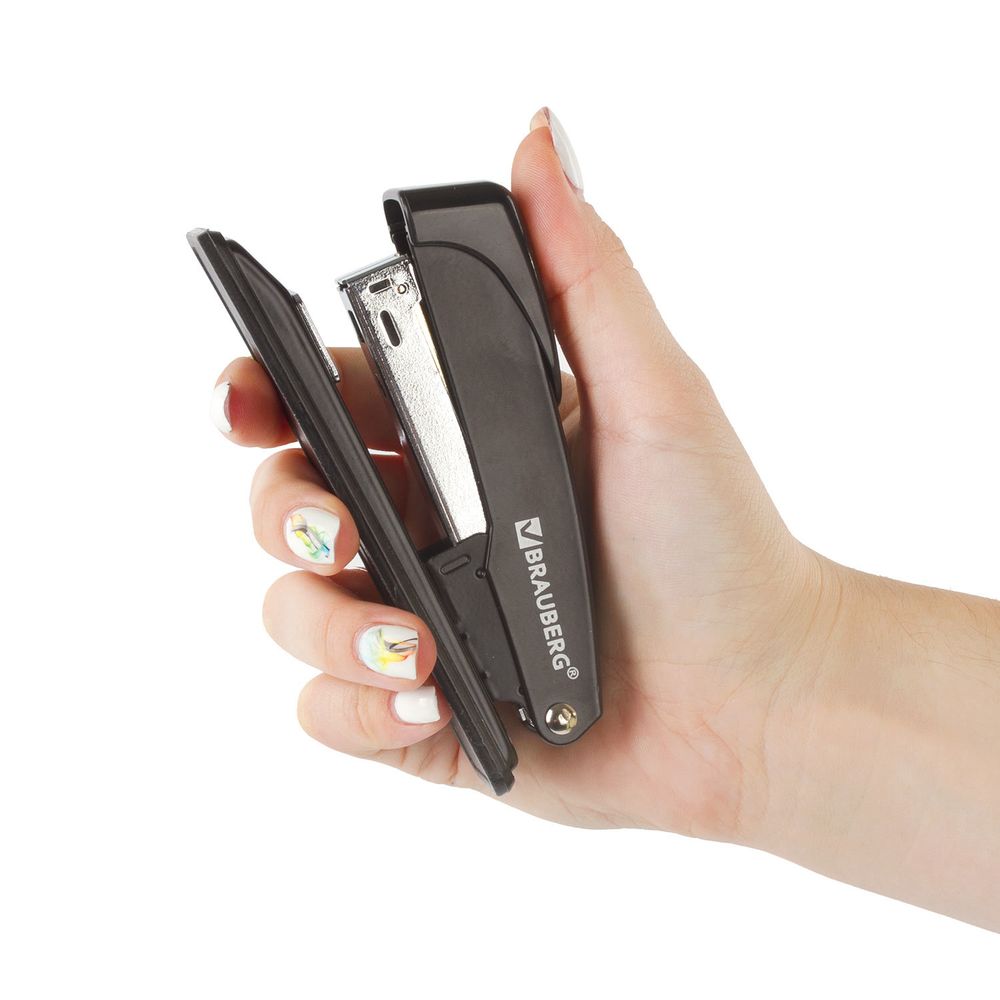 Степлер №24/6, 26/6 металлический BRAUBERG "Office", до 20 листов, черный