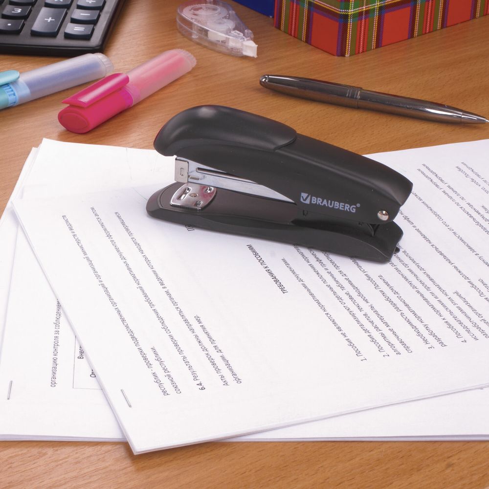 Степлер №24/6, 26/6 металлический BRAUBERG "Office-Expert", до 25 листов, черный